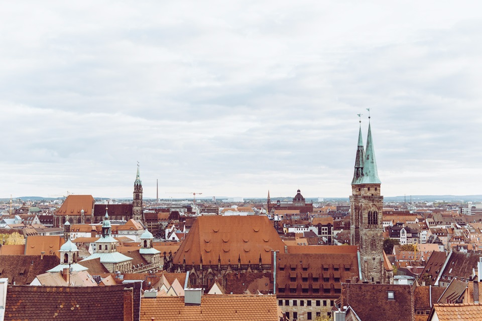 Geburt von Simultandolmetschen in Nürnberg
